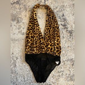 Bodysuit with mesh bottom part!